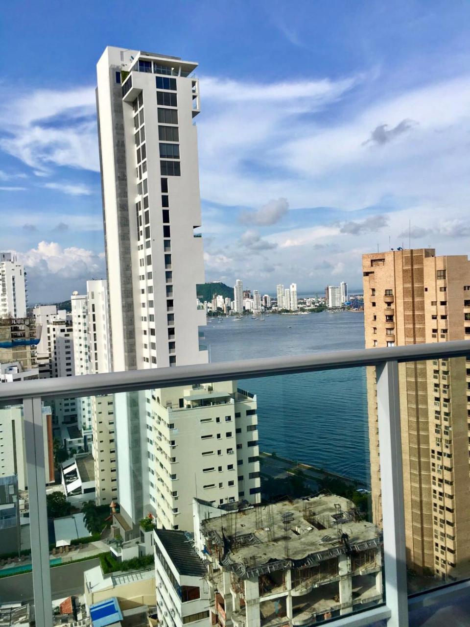 Luxuriuso Apartament Cartagena Bagian luar foto